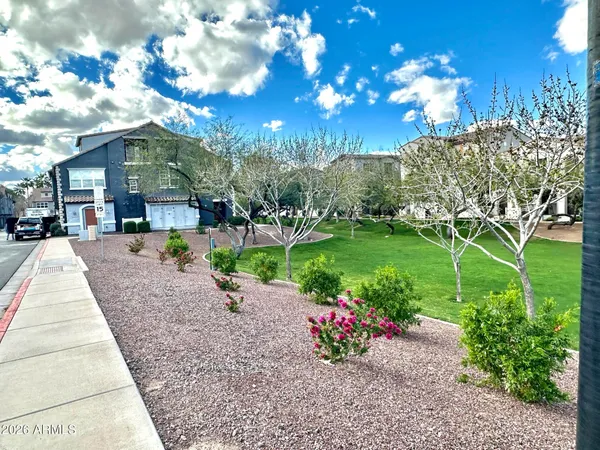 $262,000 | 2264 East Huntington Drive, Phoenix, AZ 85040