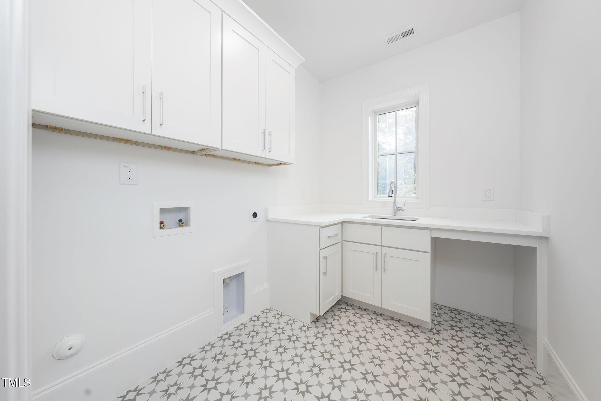 1332 Duplin Road Raleigh, NC 27607 - Photo 30 of 50 27-web-or-mls-1332 Duplin Rd-34