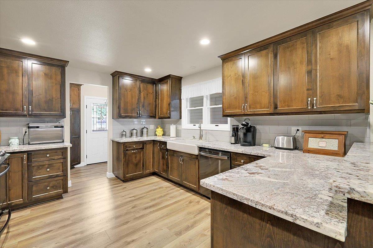 2728 Cedar Street Sutter, CA 95982 - Photo 13 of 44 Gallery Image 13