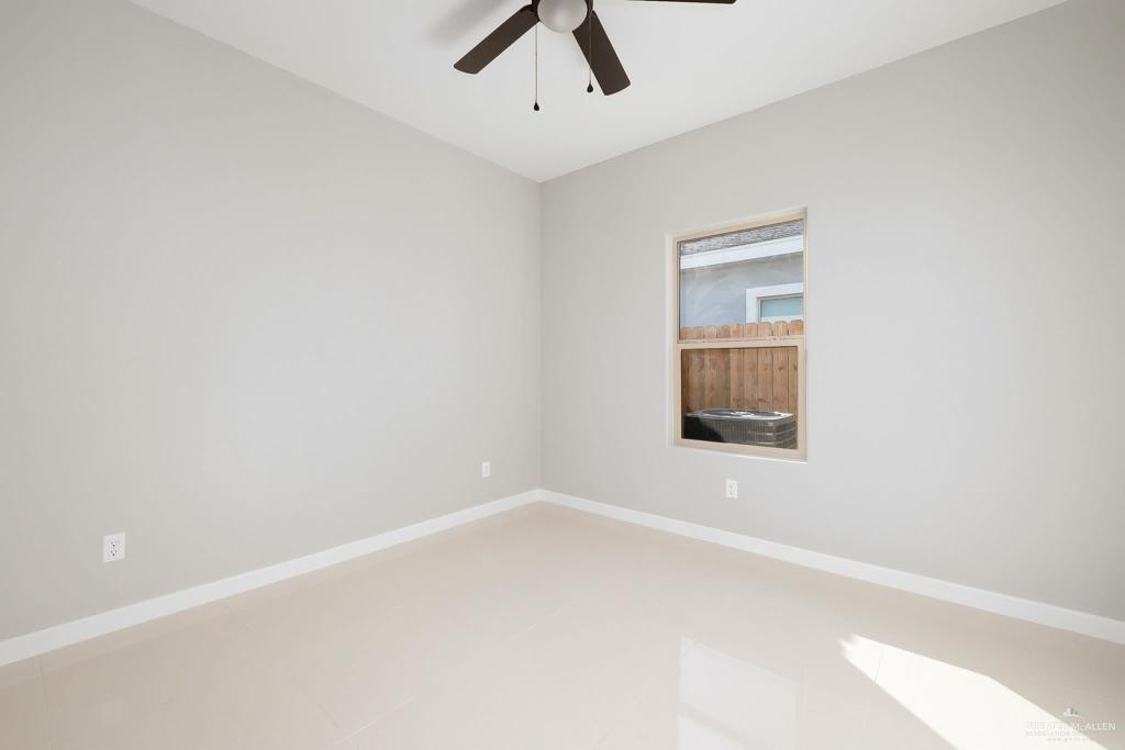 208 West Rutherford Avenue, Unit 1 Edinburg, TX 78541 - Photo 11 of 13