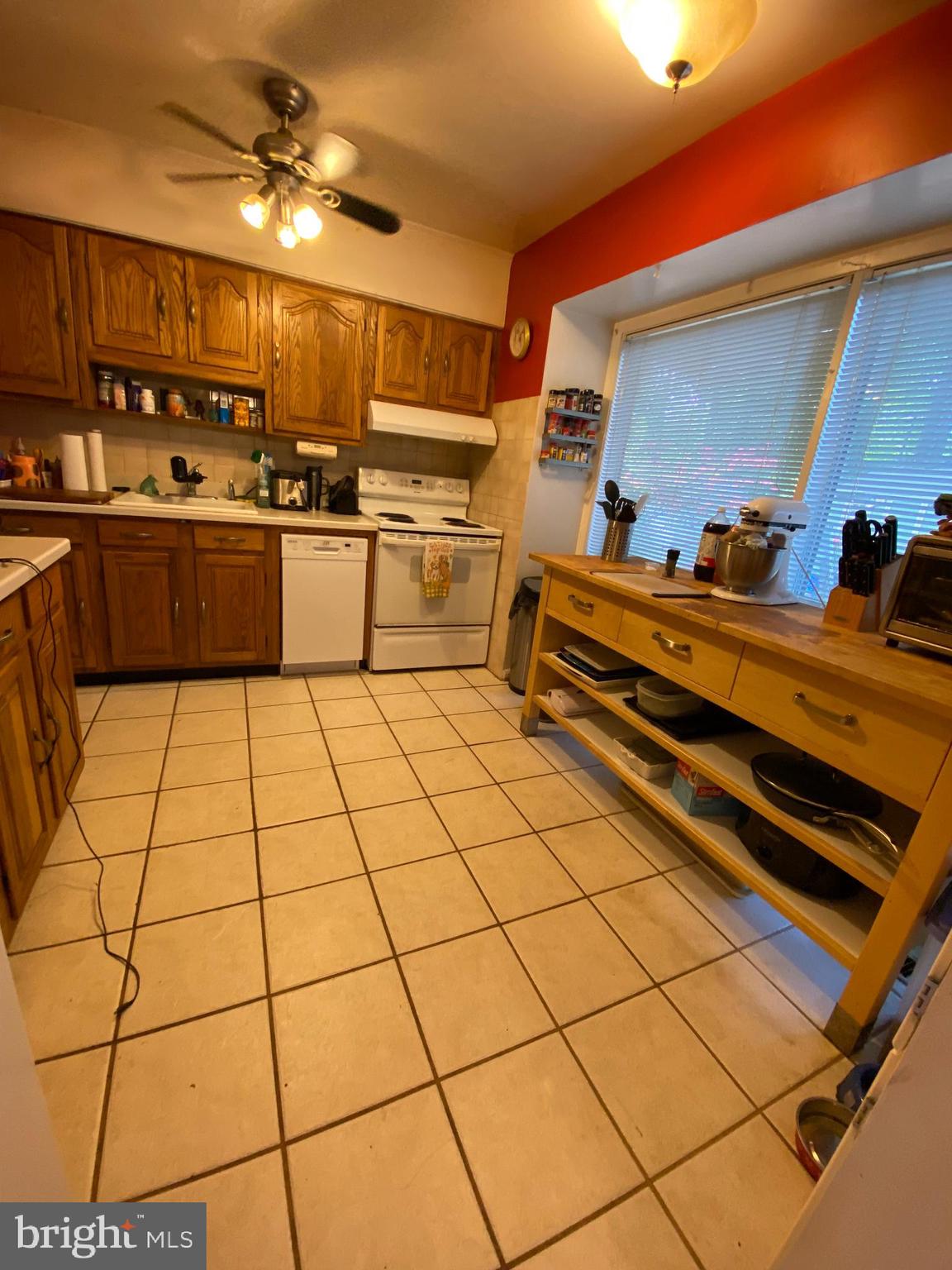 10920 Decatur Drive Fairfax, VA 22030 - Photo 6 of 32 Kitchen
