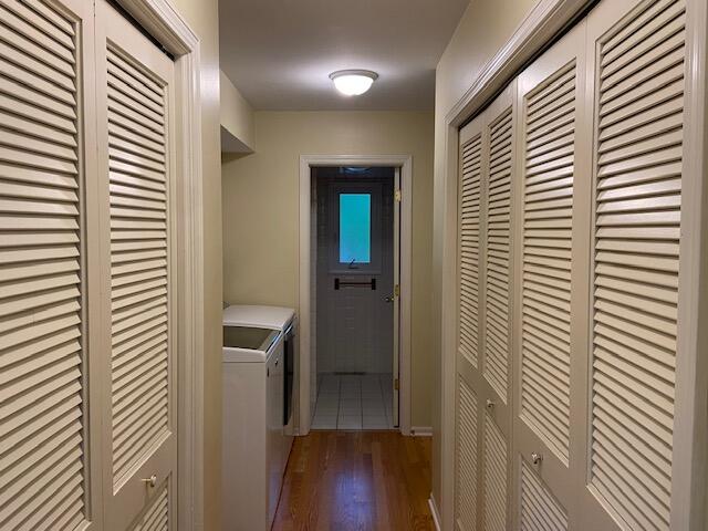 17545 Reitsma Lane Spring Lake, MI 49456 - Photo 13 of 21 Garage entry