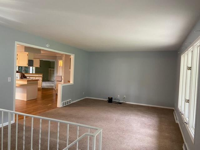 17545 Reitsma Lane Spring Lake, MI 49456 - Photo 7 of 21 Living room