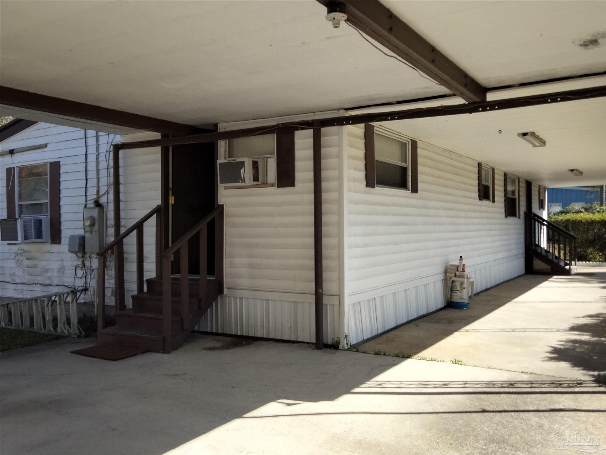 1308 Dog Track Road Pensacola, FL 32506 - Photo 4 of 12 Gallery Image 4