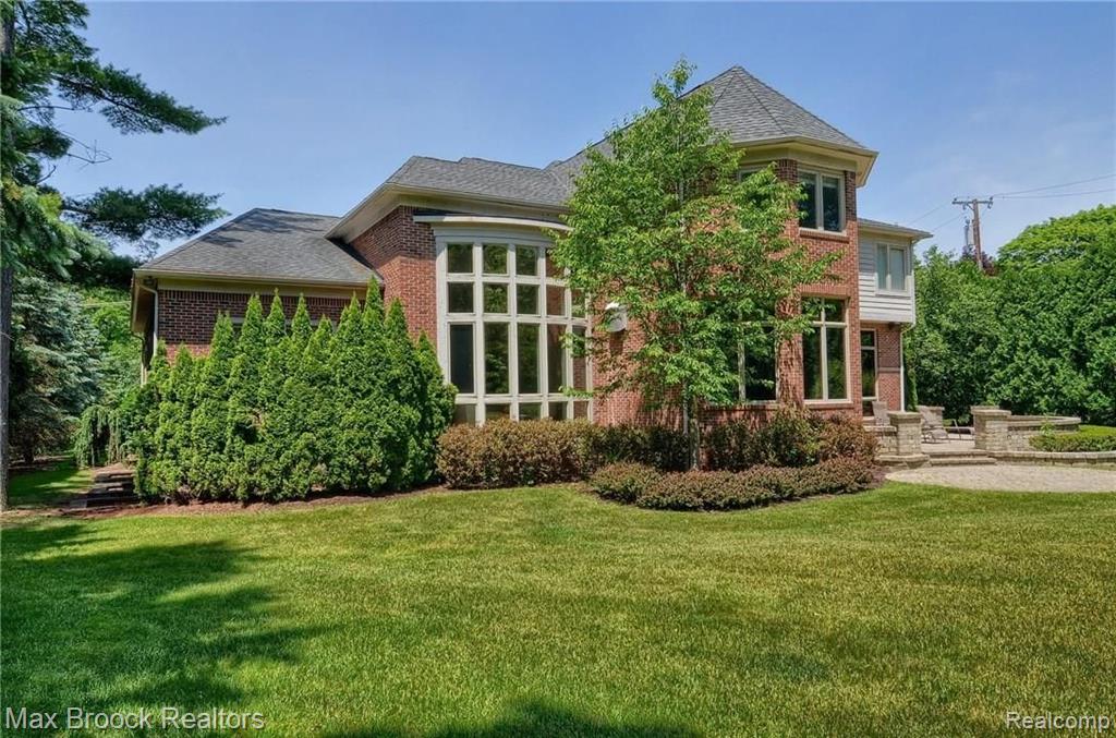 32250 Bingham Road Bingham Farms, MI 48025 - Photo 42 of 44