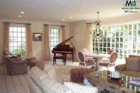 111 Stephens Road Grosse Pointe, MI 48236 - Photo 5 of 6 854434-4.JPG
