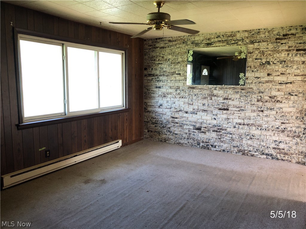 17473 Kinsman Road Middlefield, OH 44062 - Photo 3 of 10