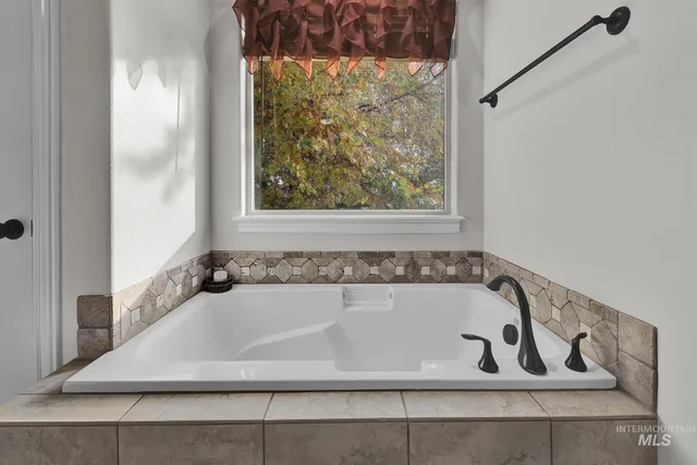 $469,000 | 10817 Cloudless Street, Nampa, ID 83687