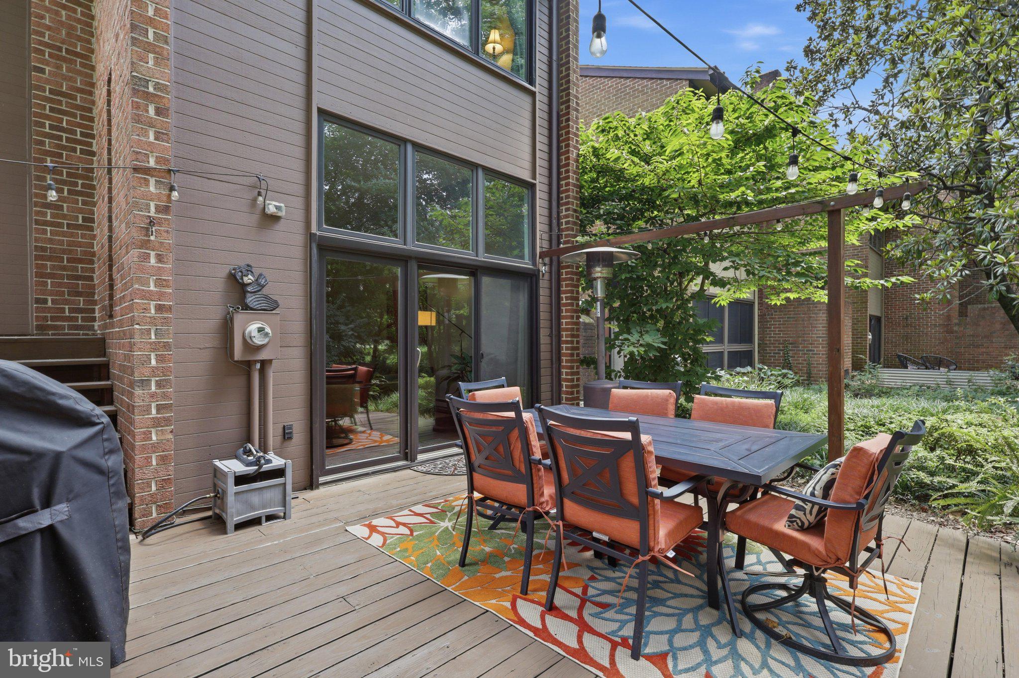 11615 Hunters Green Court Reston, VA 20191 - Photo 30 of 66 Patio off of the family room