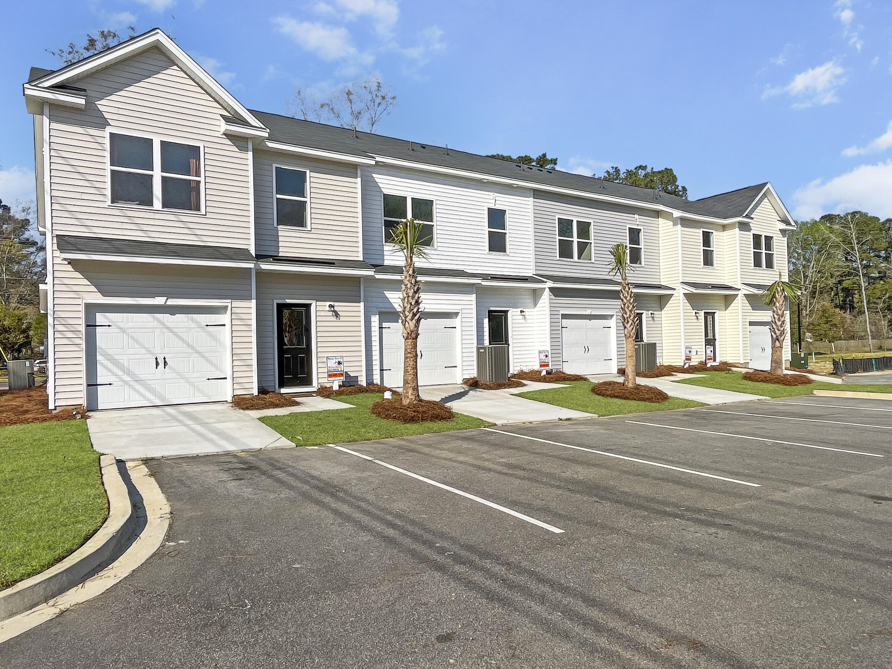 565 Gahagan Road Summerville, SC 29485 - Photo 1 of 34 Set Of 4