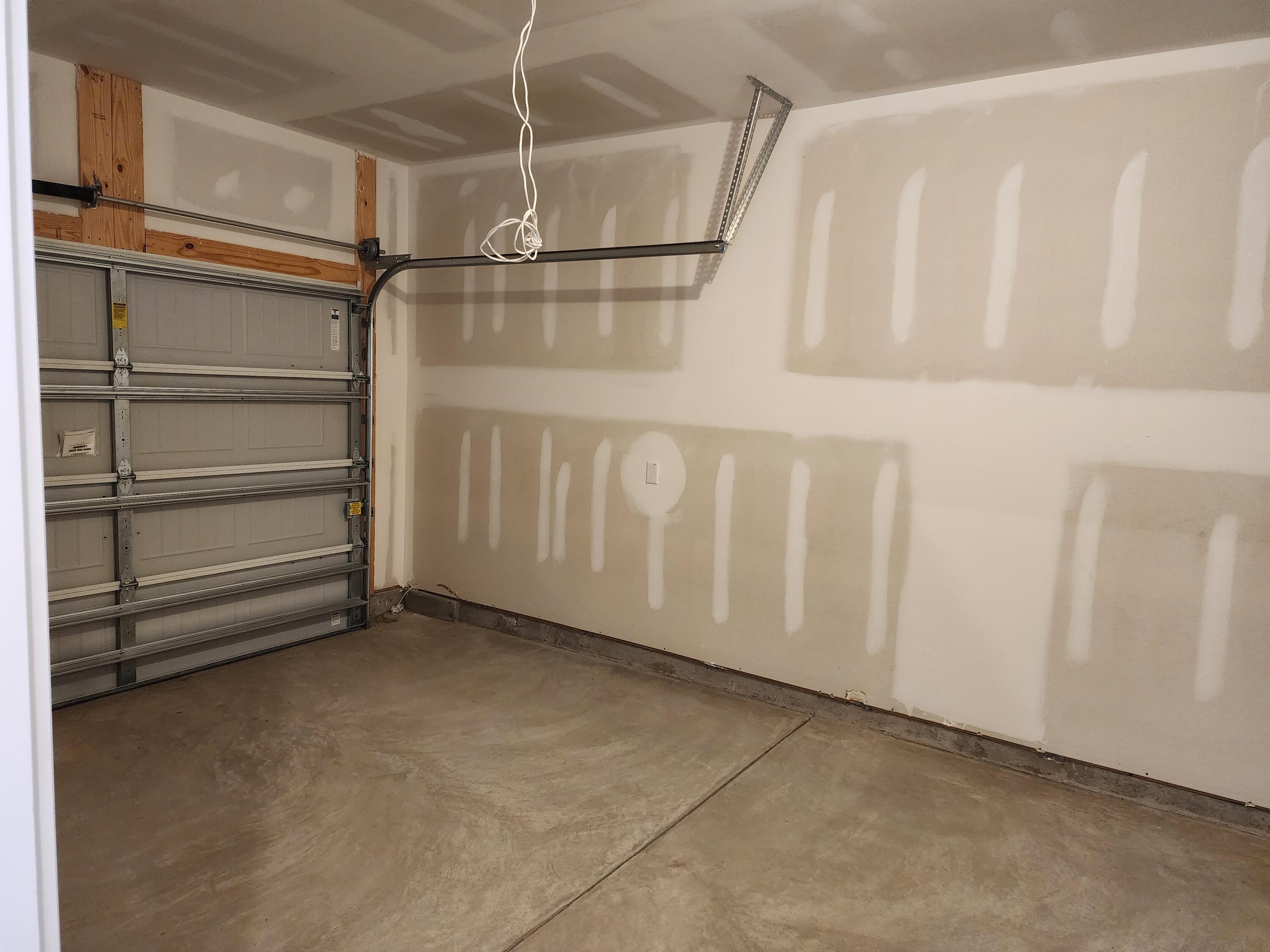 565 Gahagan Road Summerville, SC 29485 - Photo 32 of 34 Garage