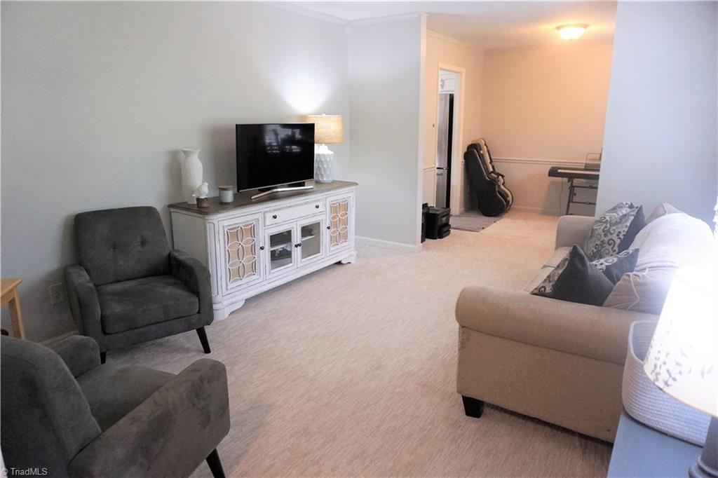 2104 Three Meadows Road Greensboro, NC 27455 - Photo 3 of 30 Gallery Image 3