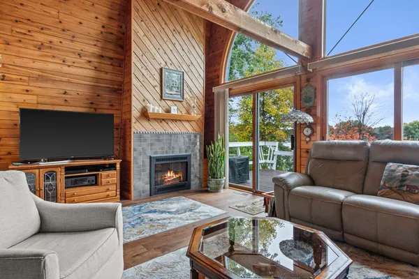 $834,900 | 818 Manchester Court, Nekoosa, WI 54457