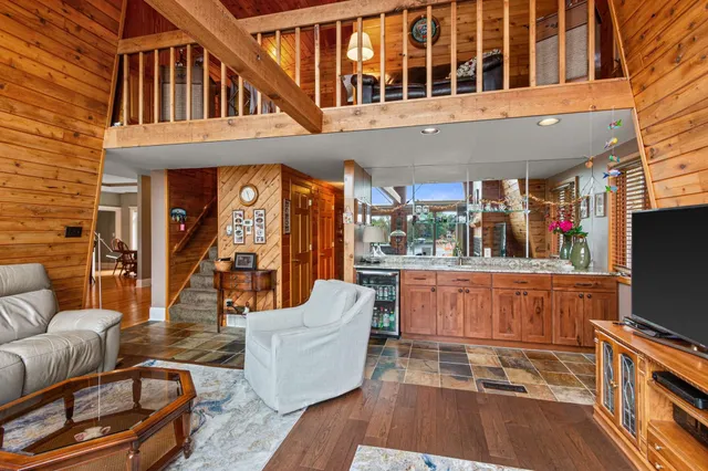 $869,900 | 818 Manchester Court, Nekoosa, WI 54457