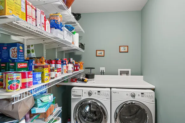 $834,900 | 818 Manchester Court, Nekoosa, WI 54457