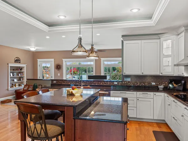 $834,900 | 818 Manchester Court, Nekoosa, WI 54457