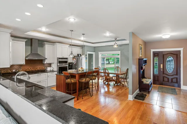 $869,900 | 818 Manchester Court, Nekoosa, WI 54457