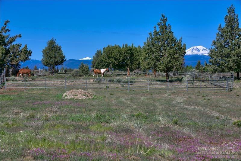 61841 Ward Road Bend, OR 97702 - Photo 5 of 19 Additional Photo