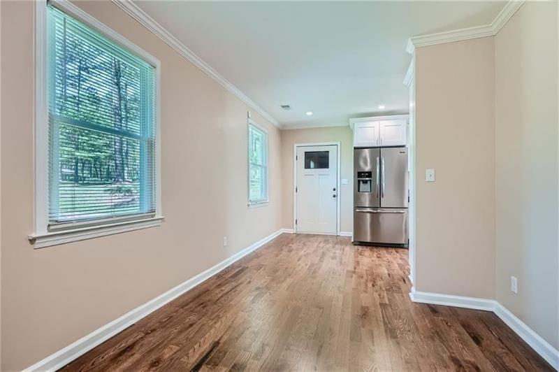 2534 Niskey Lake Road Southwest Atlanta, GA 30331 - Photo 6 of 11