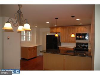 626 South Walnut Street Kennett Square, PA 19348 - Photo 3 of 12