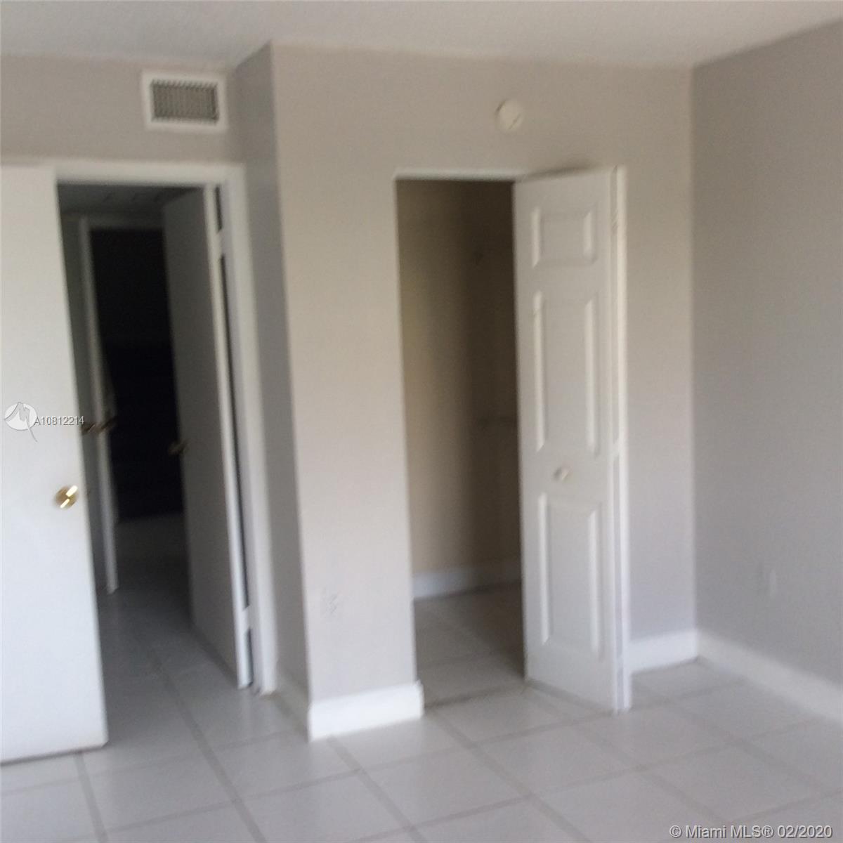 15201 Southwest 80th Street, Unit 302 Miami, FL 33193 - Photo 21 of 25