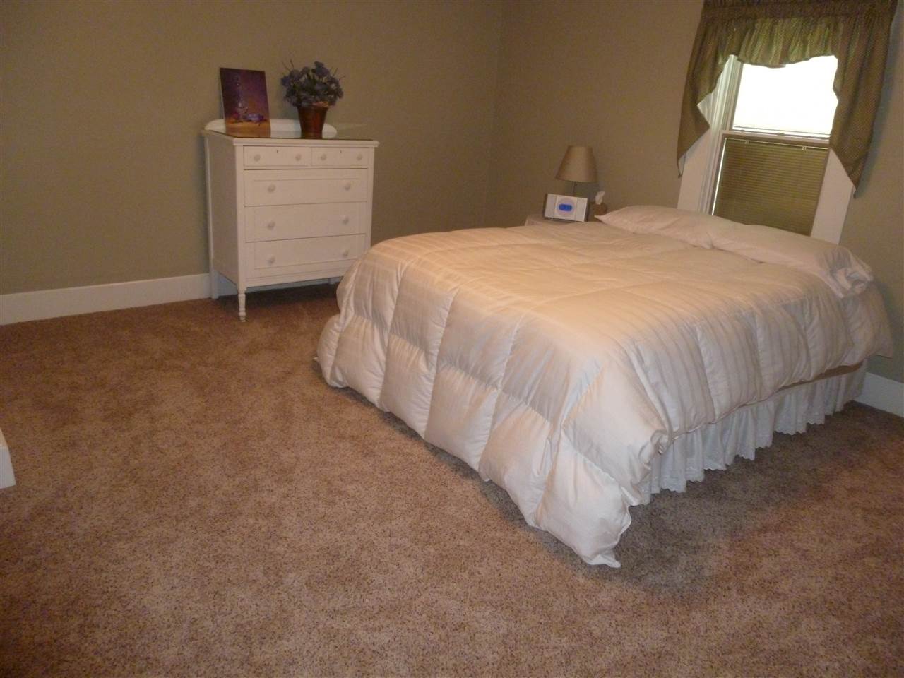 415 South Peerless Road Evansville, IN 47712 - Photo 15 of 30 Gallery Image 15