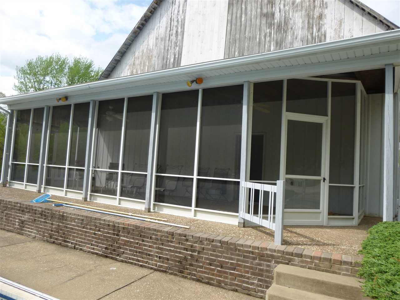 415 South Peerless Road Evansville, IN 47712 - Photo 21 of 30 Gallery Image 21