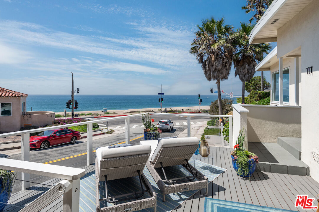 111 Waterview Street Playa del Rey, CA 90293 - Photo 3 of 33 Gallery Image 3