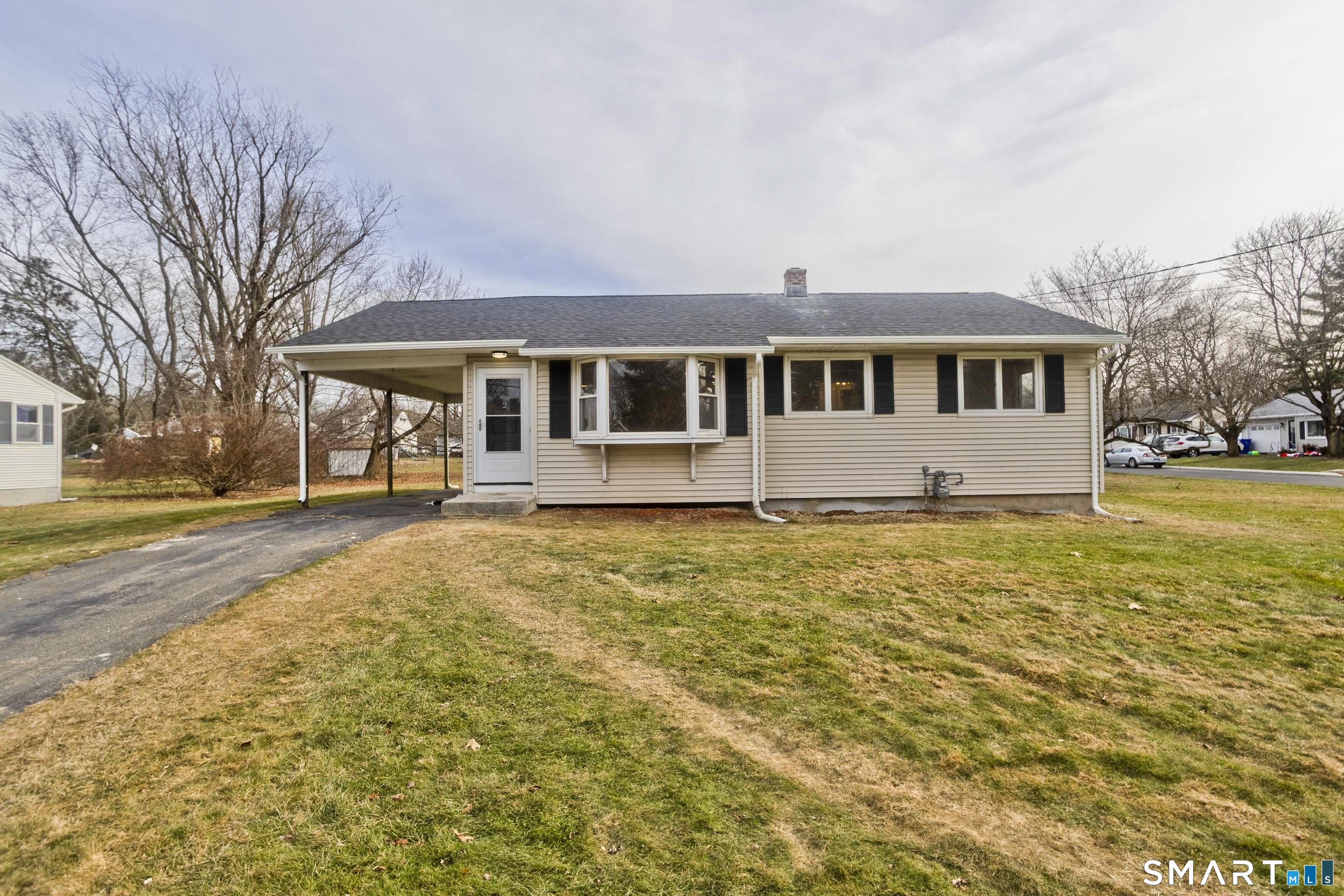 2 Pearl St Extension Enfield, CT 06082 - Photo 2 of 40