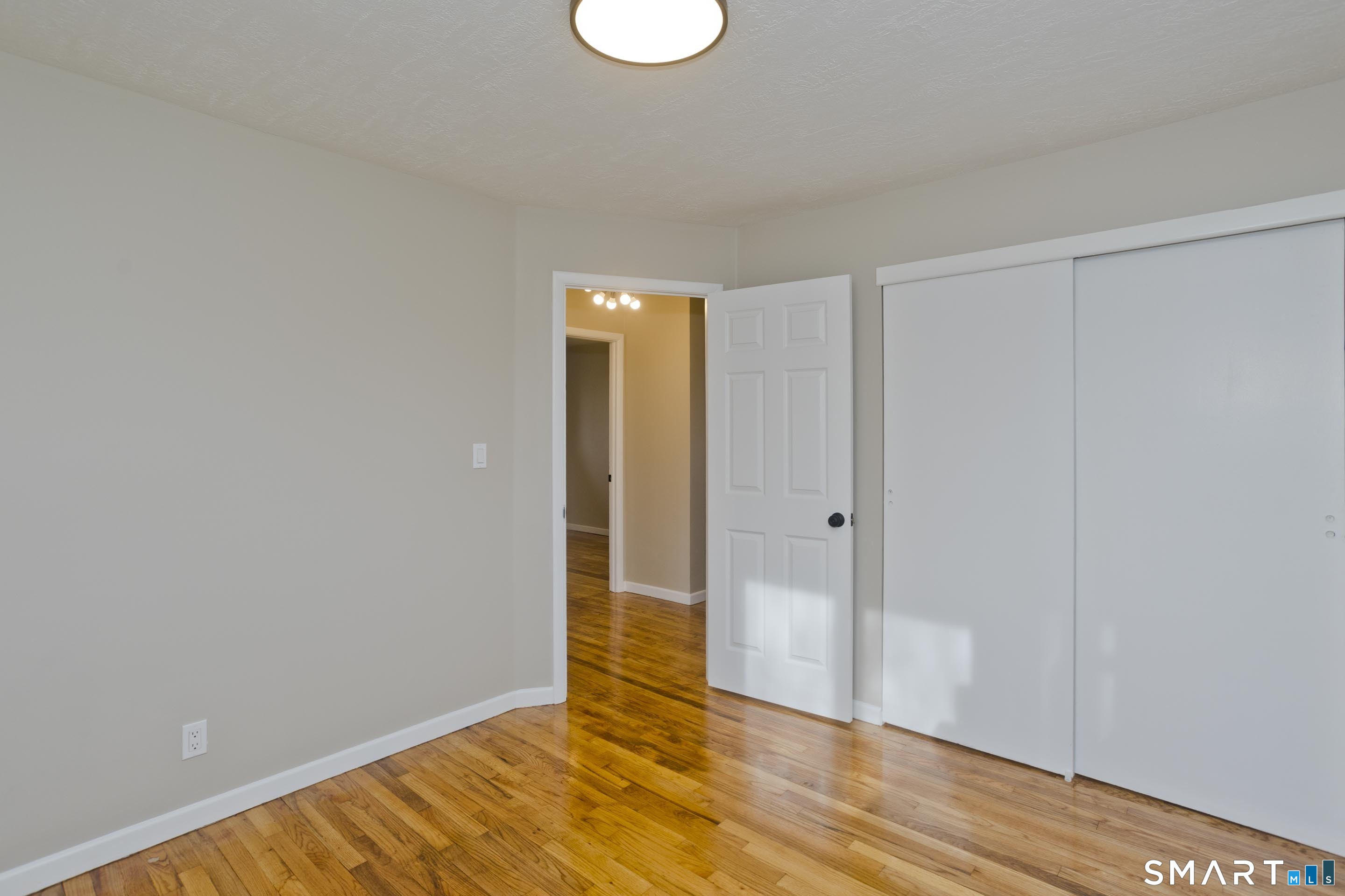 2 Pearl St Extension Enfield, CT 06082 - Photo 29 of 40