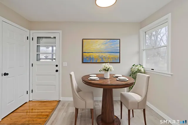 $325,000 | 2 Pearl St Extension, Enfield, CT 06082