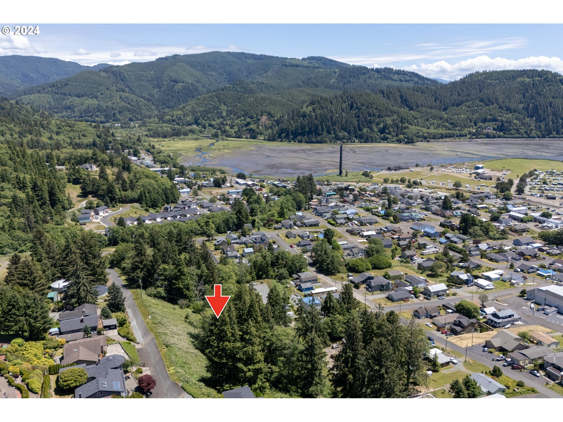 1507 Fir Avenue Garibaldi, OR 97118 - Photo 8 of 15 Gallery Image 8