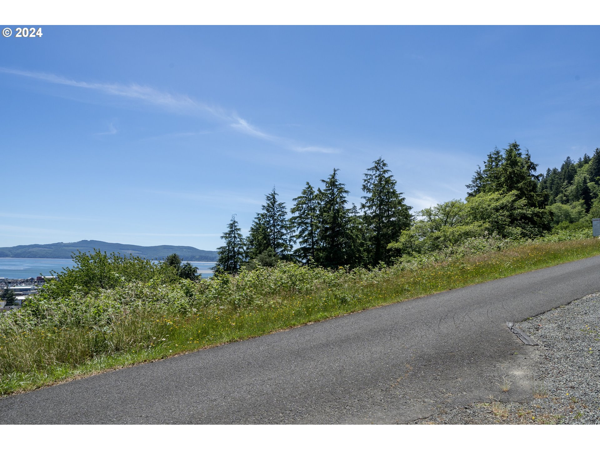 1507 Fir Avenue Garibaldi, OR 97118 - Photo 10 of 15 Gallery Image 10