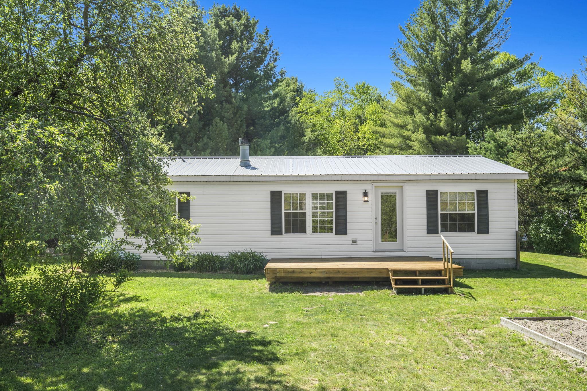 1741 North Haze Road Beulah, MI 49617 - Photo 35 of 50