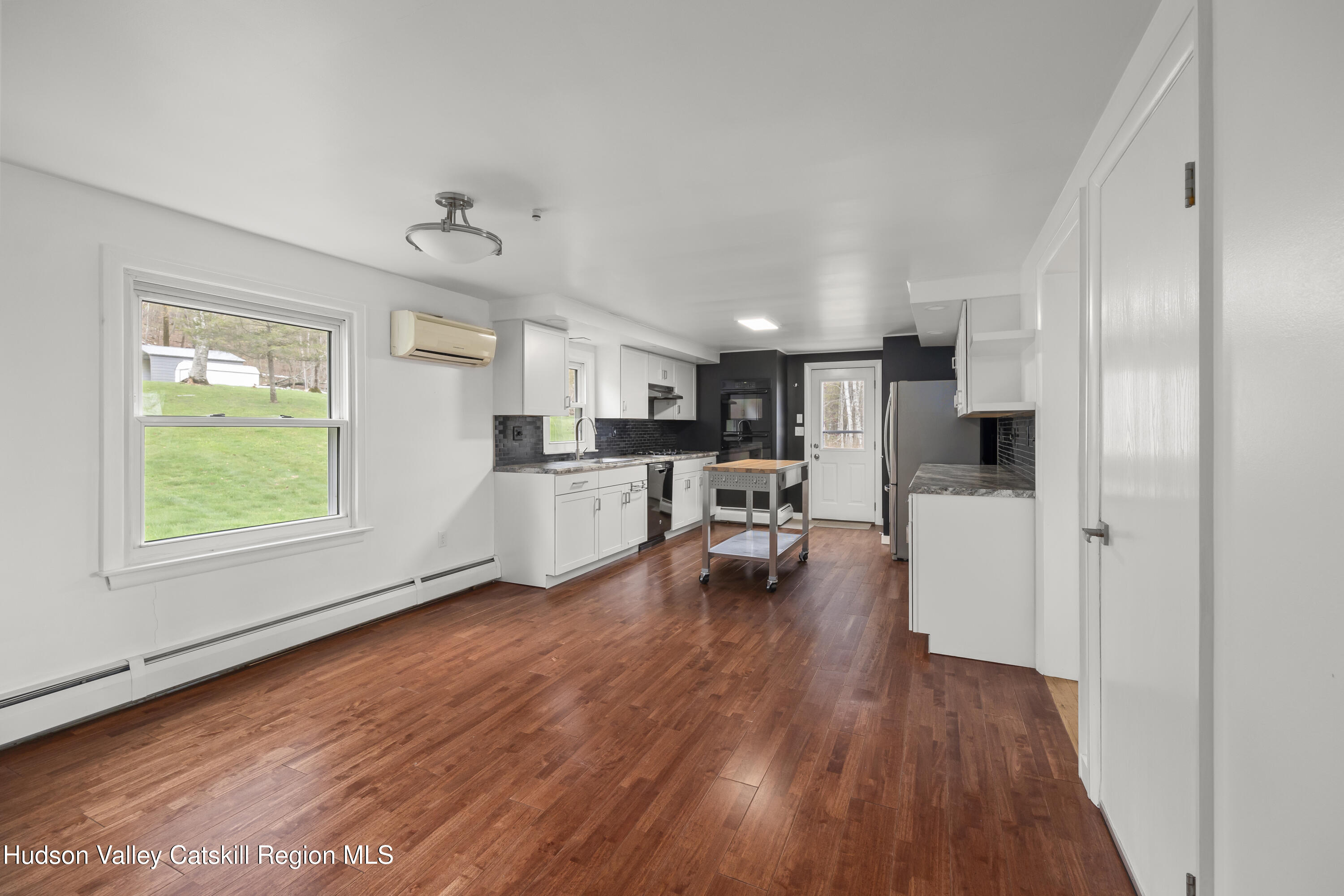 367 Woods Court Road Ancramdale, NY 12503 - Photo 9 of 31 7Y3A6620