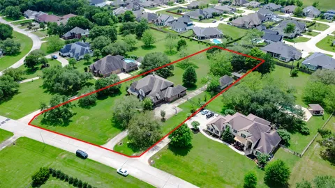 $995,000 | 3623 Wellspring Lake Drive, Fulshear, TX 77441