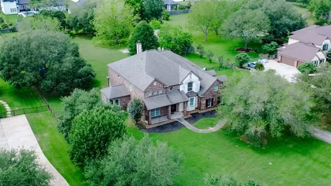 $995,000 | 3623 Wellspring Lake Drive, Fulshear, TX 77441