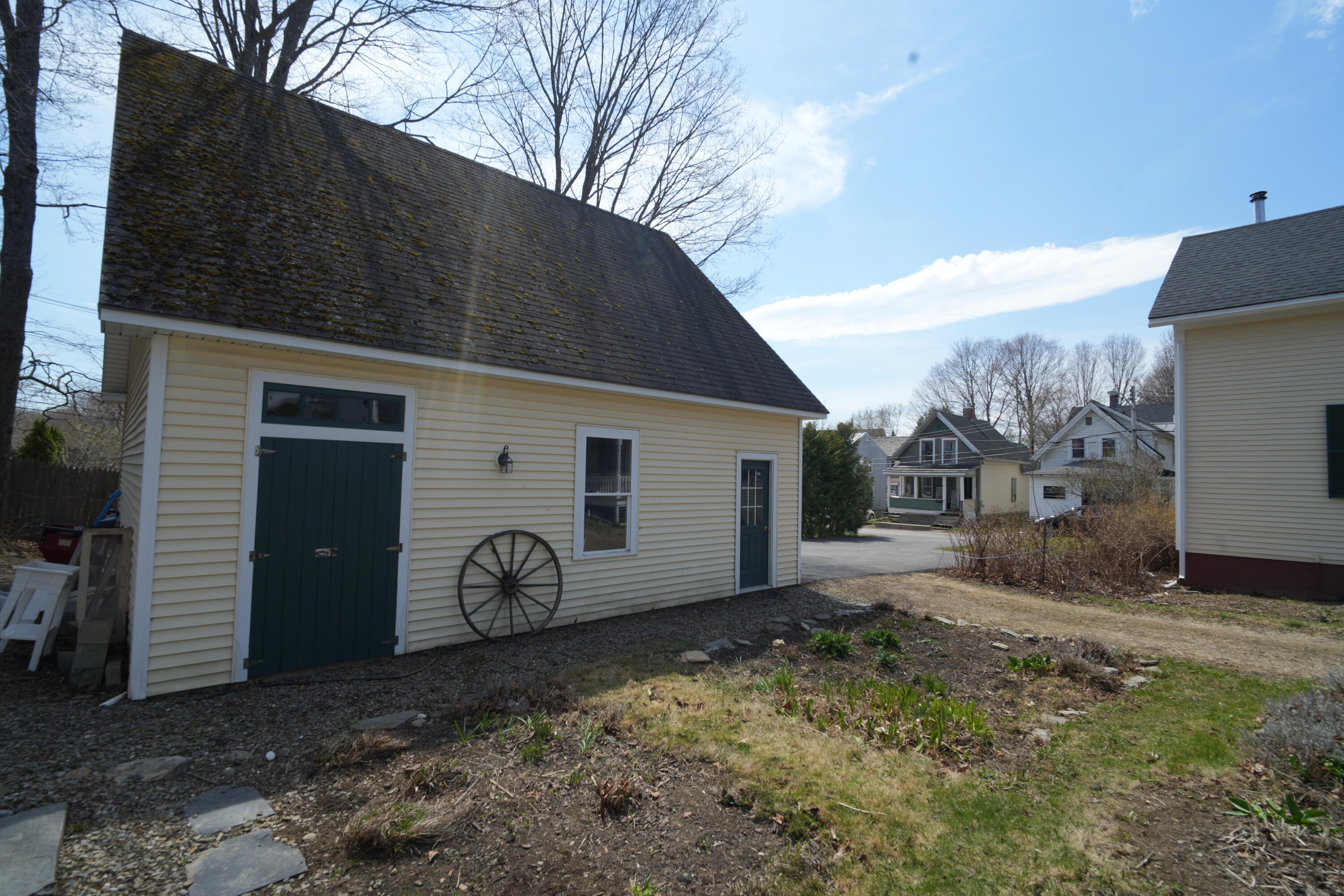 129 Main Street Houlton, ME 04730 - Photo 16 of 102