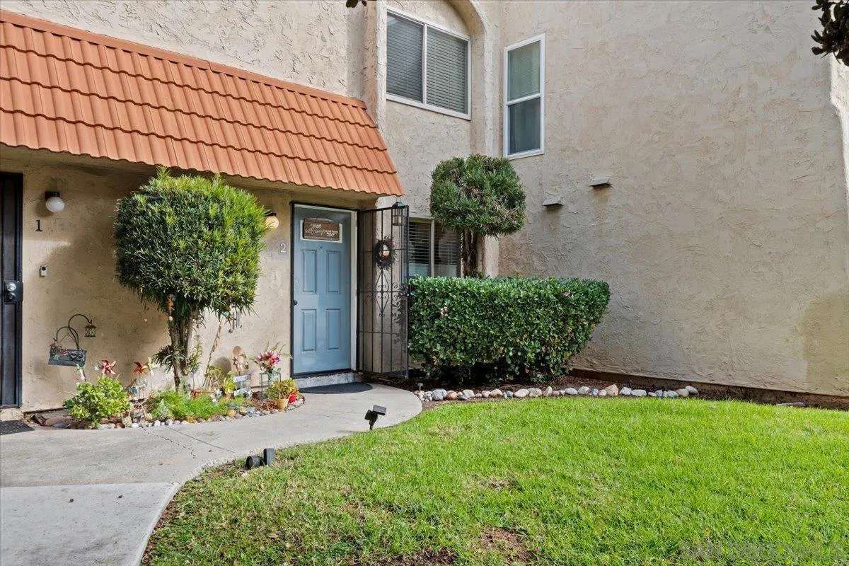 6821 Alvarado Road, Unit 2 San Diego, CA 92120 - Photo 18 of 26