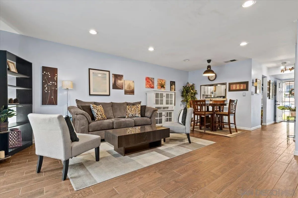 6821 Alvarado Road, Unit 2 San Diego, CA 92120 - Photo 2 of 26