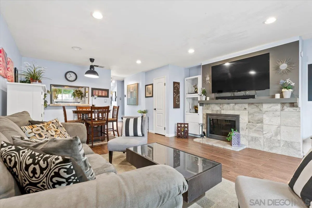 6821 Alvarado Road, Unit 2 San Diego, CA 92120 - Photo 6 of 26