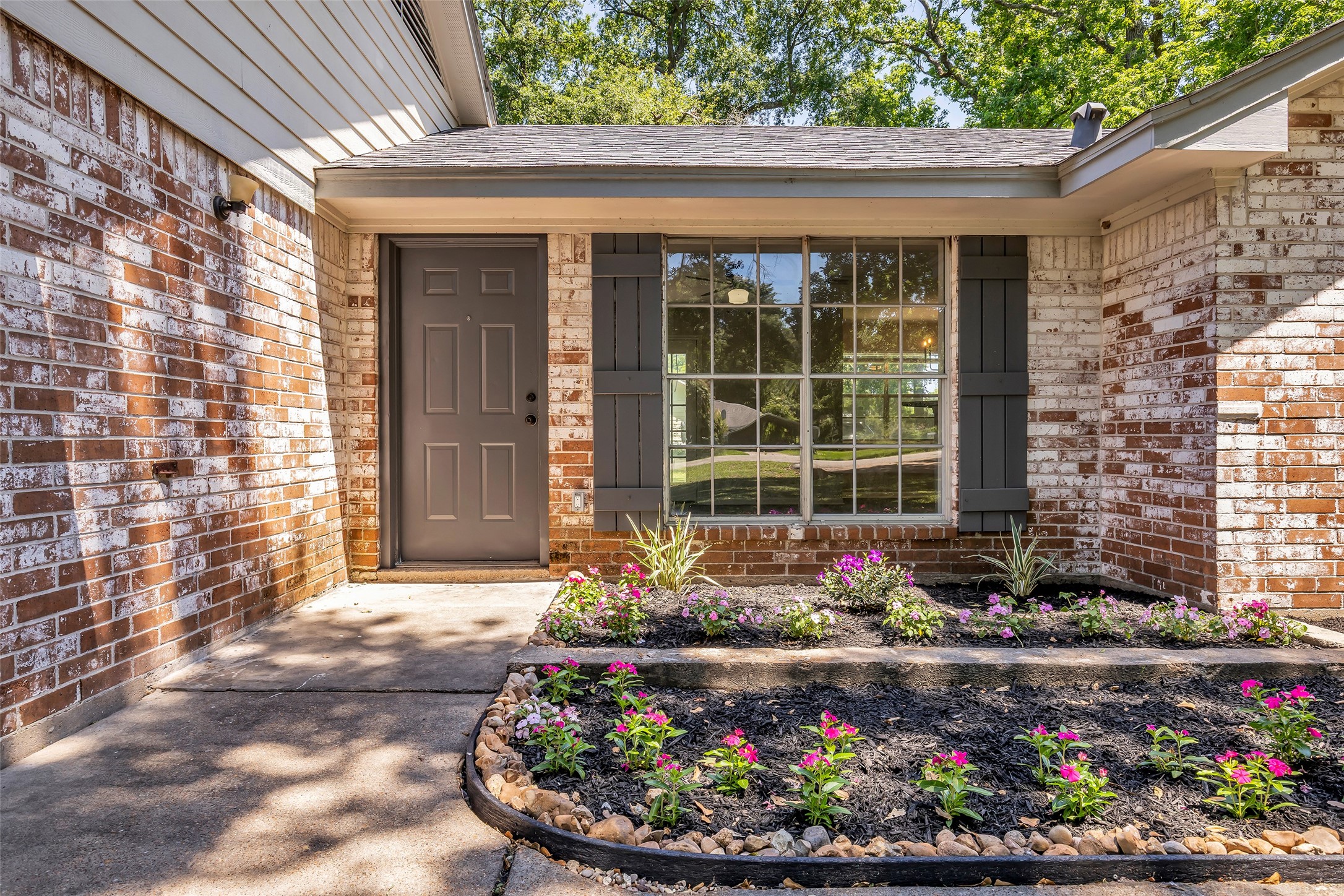 7803 Brian Street Humble, TX 77396 - Photo 3 of 25