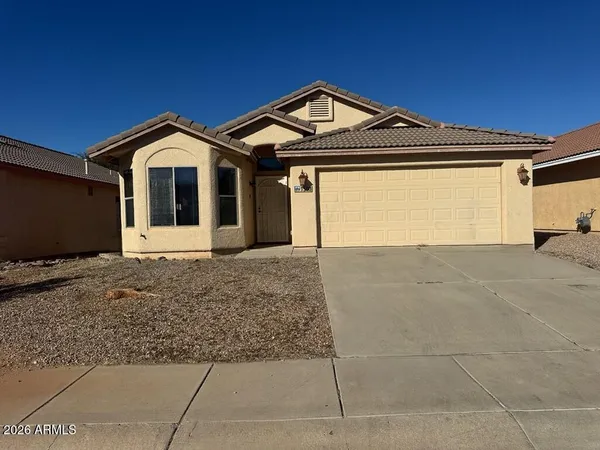 $1,525 | 1501 Silverado Drive, Sierra Vista, AZ 85635