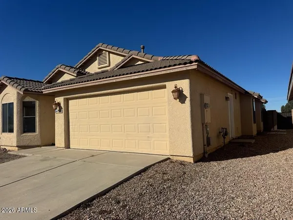 $1,525 | 1501 Silverado Drive, Sierra Vista, AZ 85635