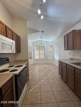 $1,525 | 1501 Silverado Drive, Sierra Vista, AZ 85635