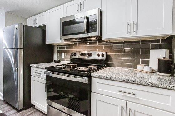 3833 Peachtree Road Northeast, Unit 715 Atlanta, GA 30319 - Photo 3 of 25