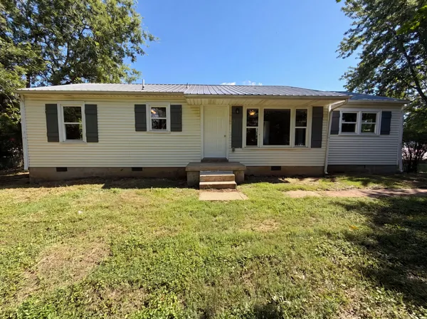 $225,000 | 1036 East Commerce Street, Lewisburg, TN 37091