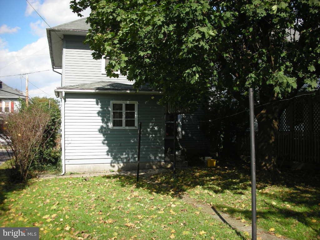 20 East 2nd Avenue Lititz, PA 17543 - Photo 2 of 7 Gallery Image 2