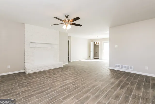 $1,915 | 219 Deerfield Drive, Jonesboro, GA 30238