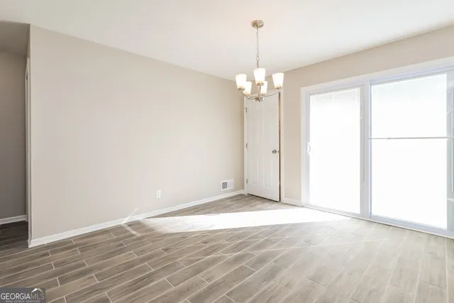 $1,915 | 219 Deerfield Drive, Jonesboro, GA 30238